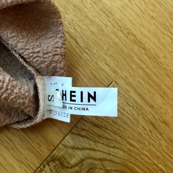 NEW SHEIN BEIGE PEPLUM BLOUSE -S - Picture 9 of 10